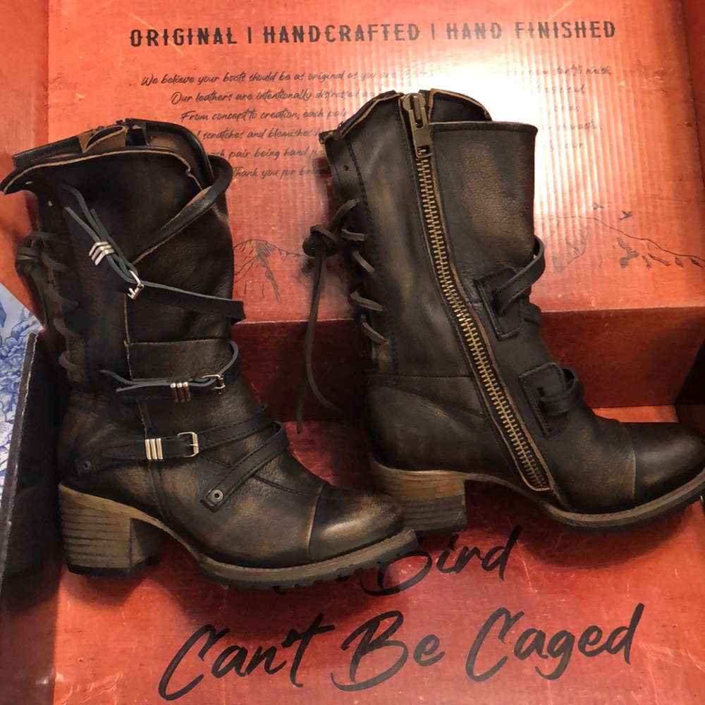 Brand new never been worn size 7 Women’s Freebird Black Cora Boots!